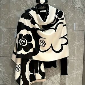 Floral Black and Off-White/Tan Scarf/Wrap/Shawl, NEW